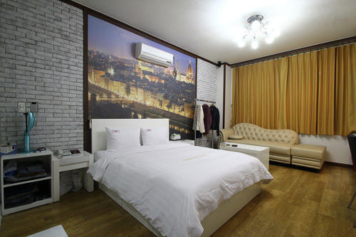 Cherbourg Hotel Cheonan Exterior foto